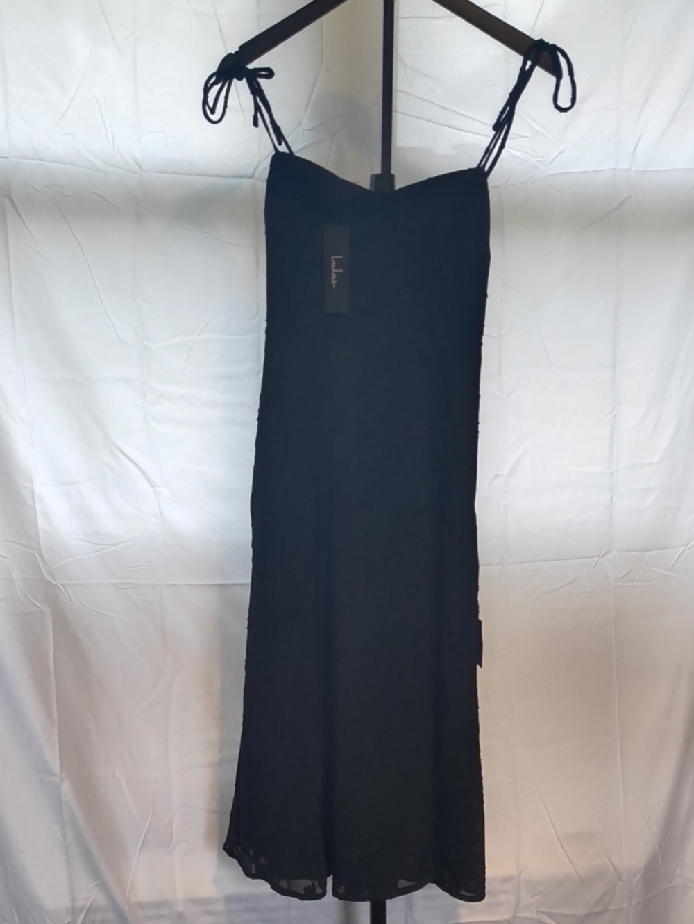 Lulu's Black Tie-Shoulder Midi Dress